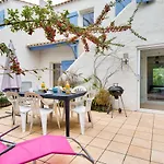 Instants De Detente Et De Partage Aux Sables D'or Feriehus *