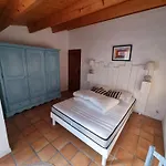 Instants De Detente Et De Partage Aux Sables D'or